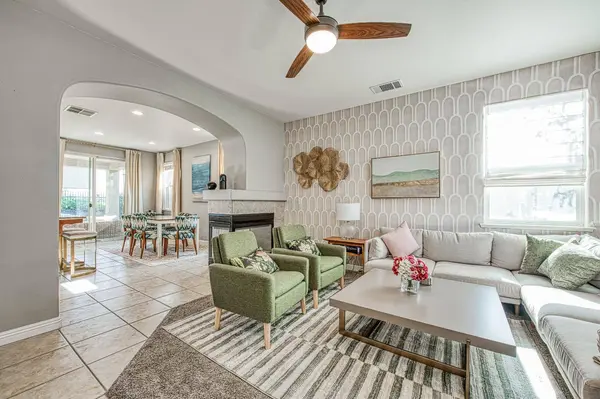 1691 N Monaco, Clovis, CA 93619