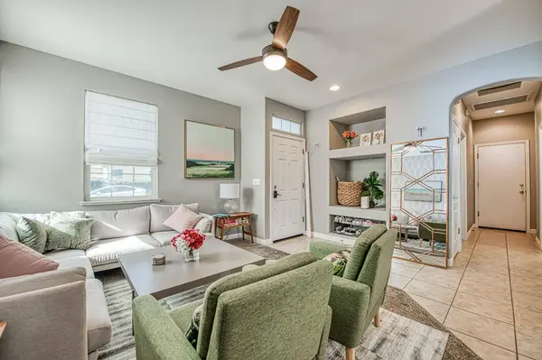 1691 N Monaco, Clovis, CA 93619