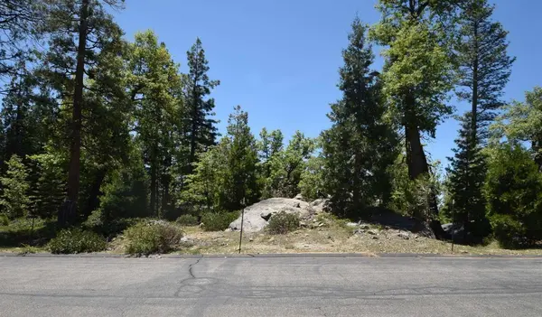 42884 Garnet LN #Lot37, Shaver Lake, CA 93664