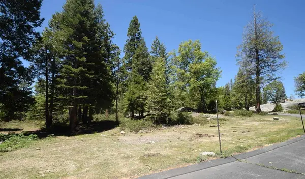 42782 Garnet LN #Lot39, Shaver Lake, CA 93664