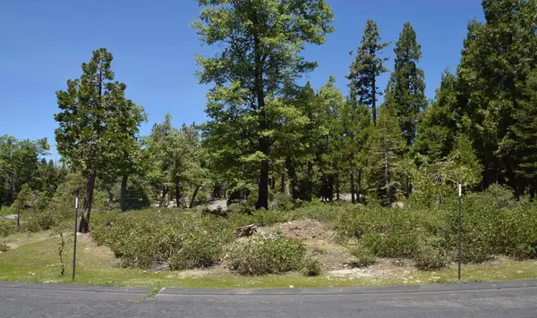 43006 Garnet LN #lot36, Shaver Lake, CA 93664