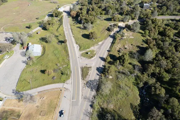 33260 Powerhouse RD, Auberry, CA 93602