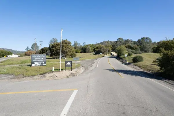 33260 Powerhouse RD, Auberry, CA 93602