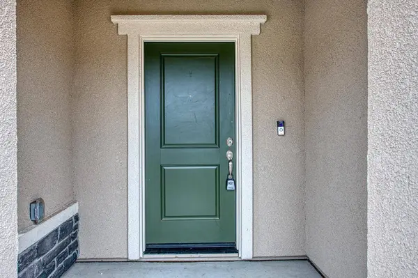 6708 E Mckenzie, Fresno, CA 93727