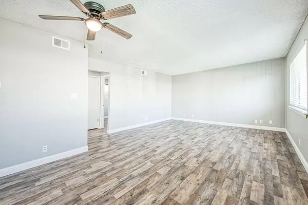 2819 W Fairmont, Fresno, CA 93705