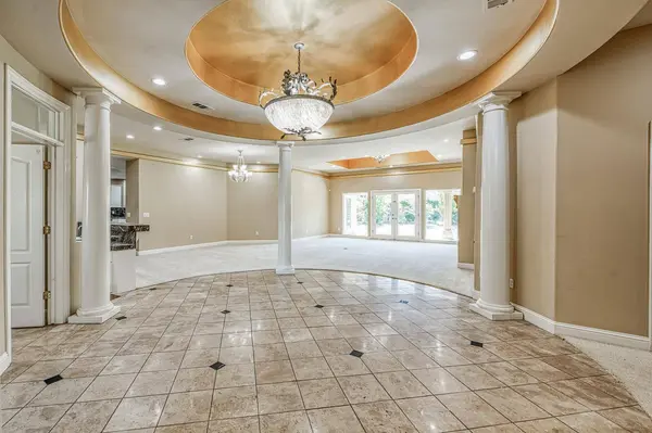333 W River CT, Fresno, CA 93711