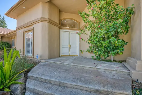 333 W River CT, Fresno, CA 93711