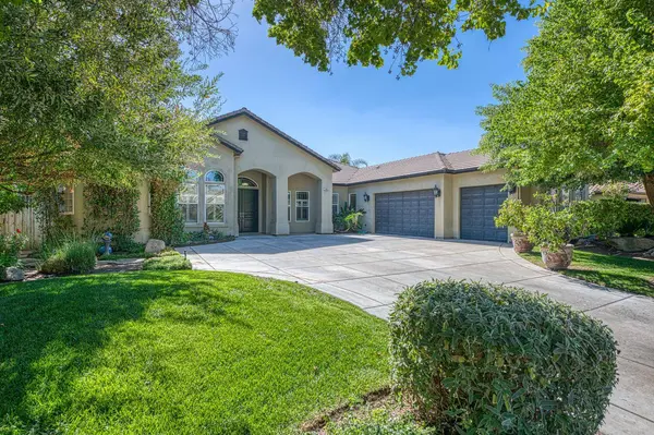 11003 E Egret, Clovis, CA 93619