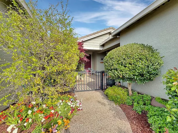 328 Cupola CT, Lincoln, CA 95648