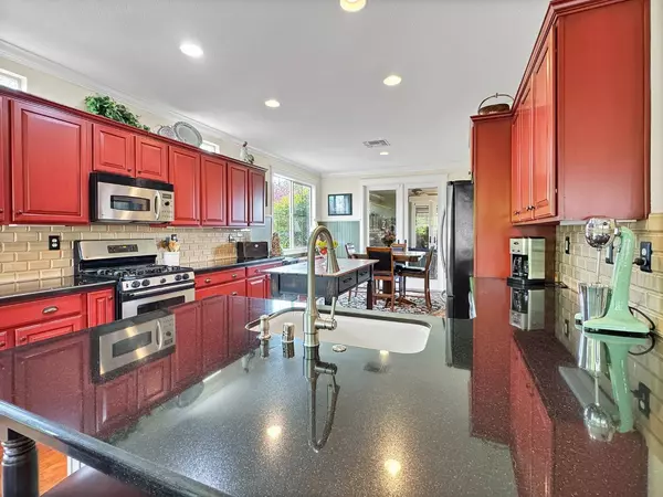 328 Cupola CT, Lincoln, CA 95648