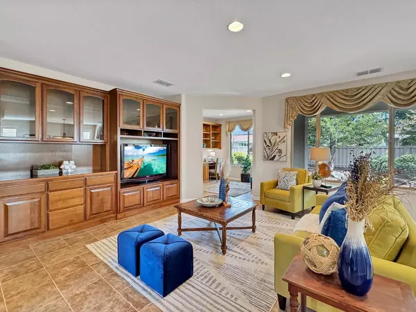 659 Violet LN, Lincoln, CA 95648