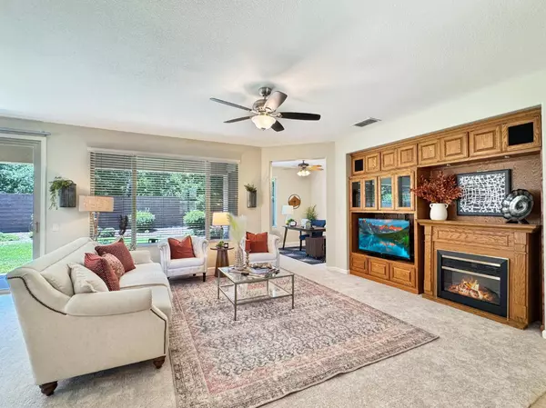 2069 Winding WAY, Lincoln, CA 95648