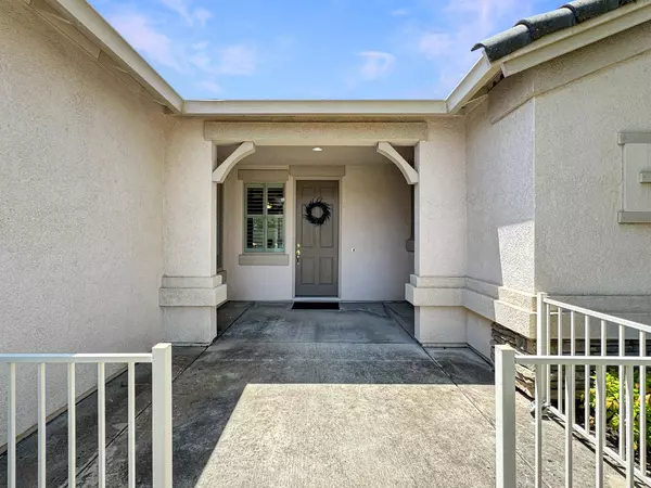 2069 Winding WAY, Lincoln, CA 95648