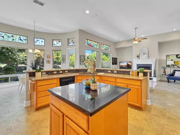 1042 Stone Pine LN, Lincoln, CA 95648