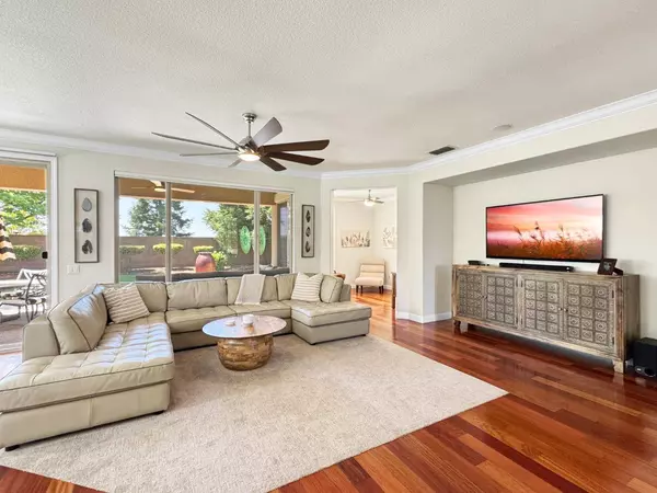 2645 Woodacre LN, Lincoln, CA 95648