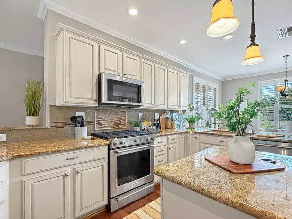 1256 Magnolia LN, Lincoln, CA 95648