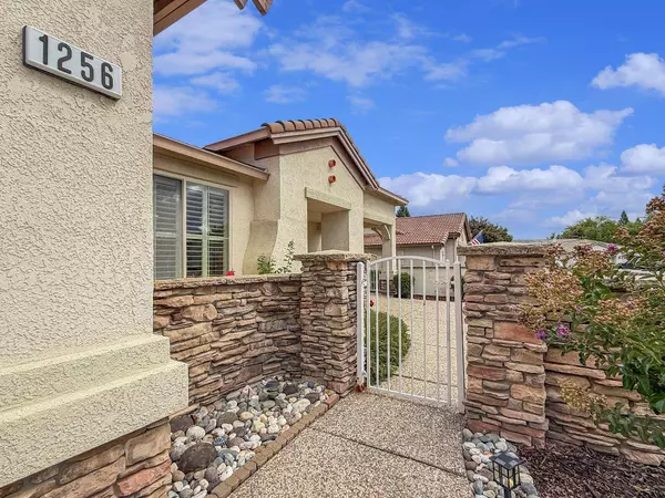 1256 Magnolia LN, Lincoln, CA 95648