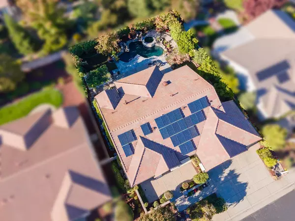 892 Bridalveil LN, Lincoln, CA 95648