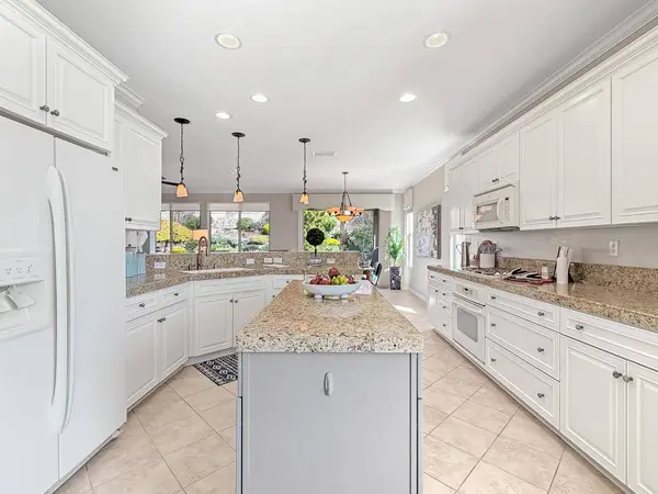 1807 Grand Pheasant LN, Lincoln, CA 95648