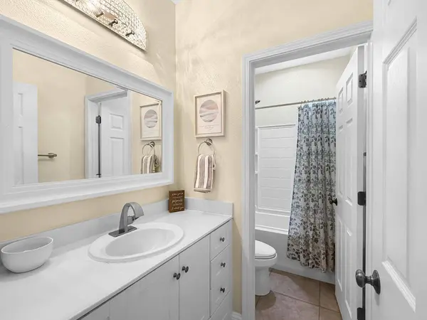 1298 Underwood LN, Lincoln, CA 95648
