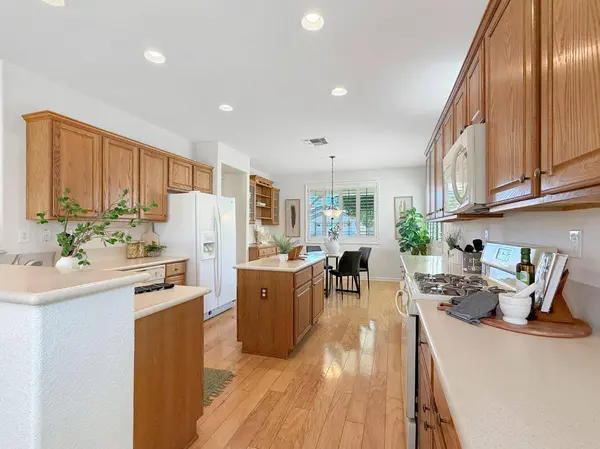 1556 Sweet Juliet LN, Lincoln, CA 95648