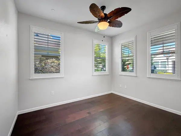 1384 Volonne DR, Roseville, CA 95747