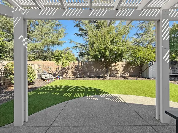 580 Stockman LN, Lincoln, CA 95648