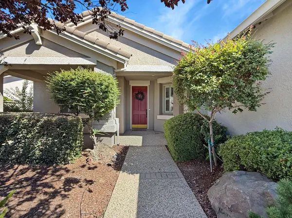 1128 Picket Fence LN, Lincoln, CA 95648