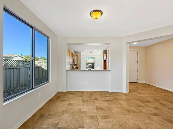 100 Chicory CT, Lincoln, CA 95648