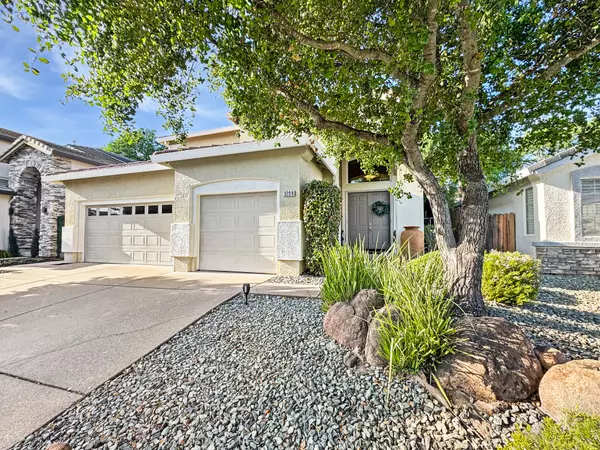 3298 Europa St, Roseville, CA 95661-3961