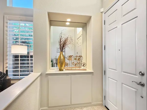 3298 Europa, Roseville, CA 95661