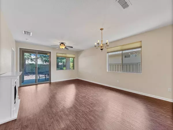 745 Wagon Wheel LN, Lincoln, CA 95648