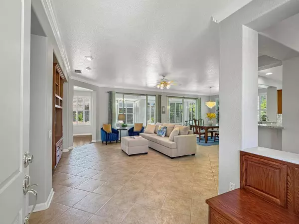 1347 Rose Bouquet DR, Lincoln, CA 95648