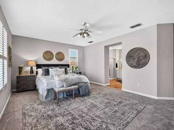 2090 Fallen Leaf LN, Lincoln, CA 95648