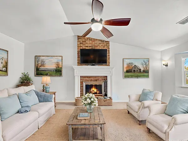 5922 Allan DR, Rocklin, CA 95677