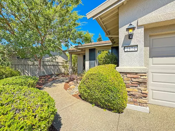 2874 Coopers Hawk LOOP, Lincoln, CA 95648