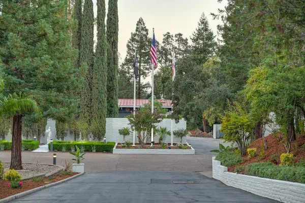 2300 California AVE, Carmichael, CA 95608