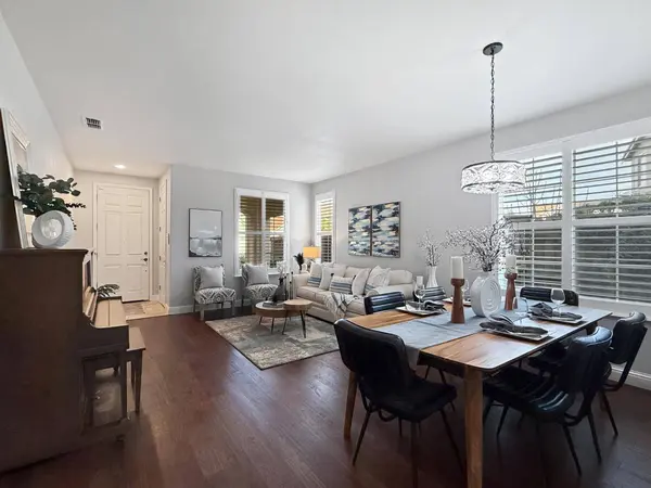 9574 Sea Cliff WAY, Elk Grove, CA 95758