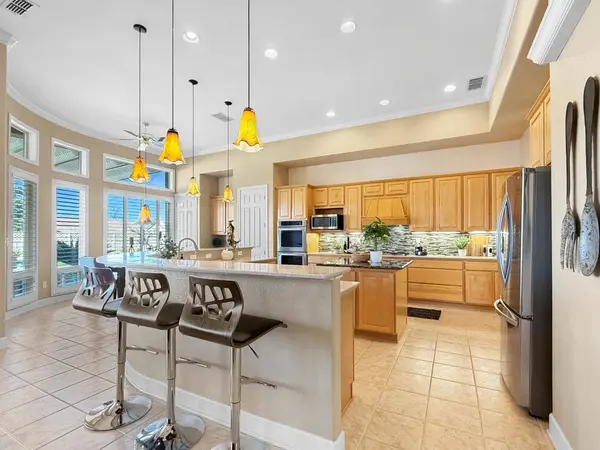 888 Bridalveil LN, Lincoln, CA 95648