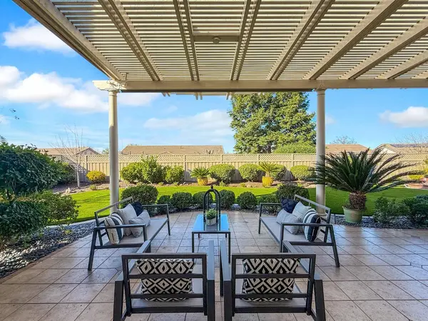 888 Bridalveil LN, Lincoln, CA 95648