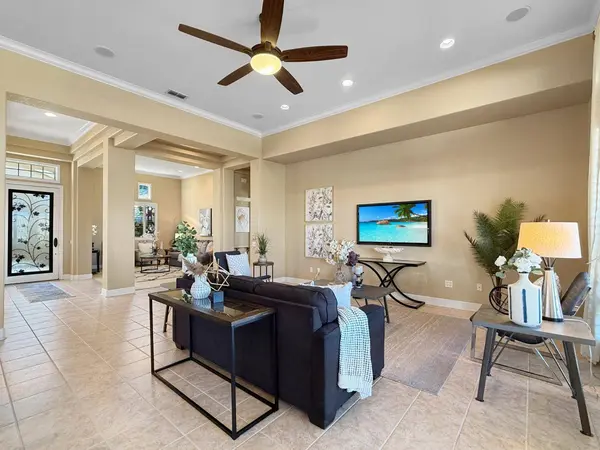 888 Bridalveil LN, Lincoln, CA 95648