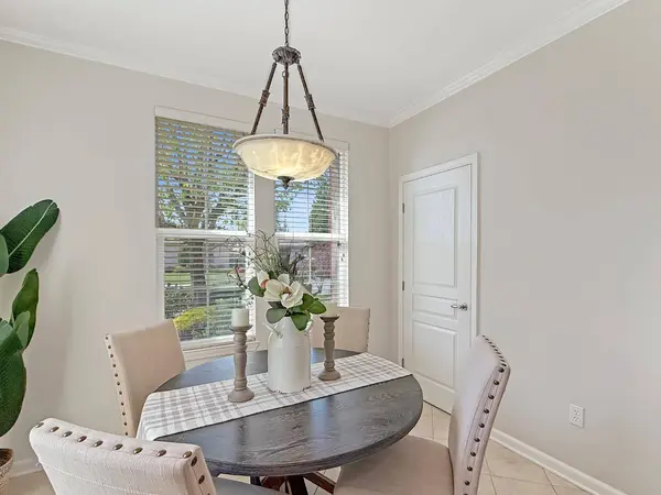 1807 Grand Pheasant LN, Lincoln, CA 95648