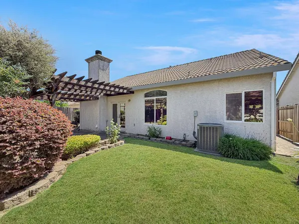 9256 Palmerson DR, Antelope, CA 95843