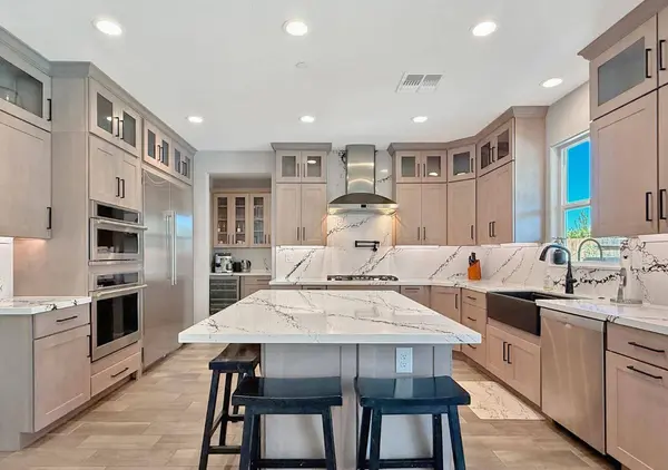 6464 Garland WAY, Roseville, CA 95747