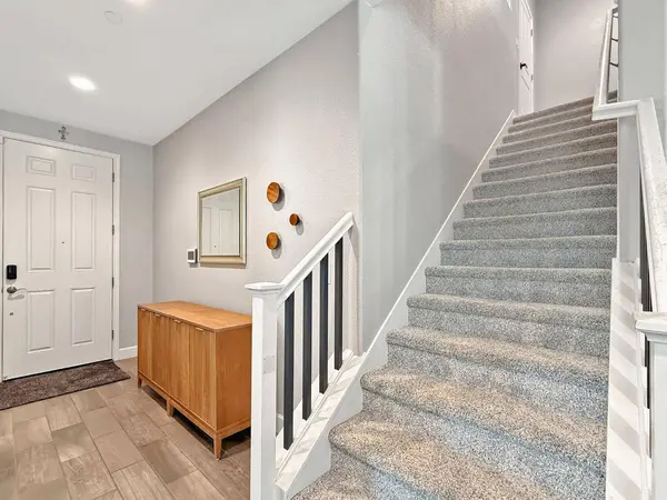 6464 Garland WAY, Roseville, CA 95747