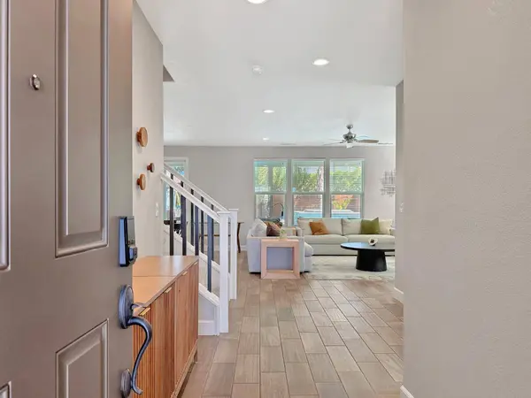 6464 Garland WAY, Roseville, CA 95747
