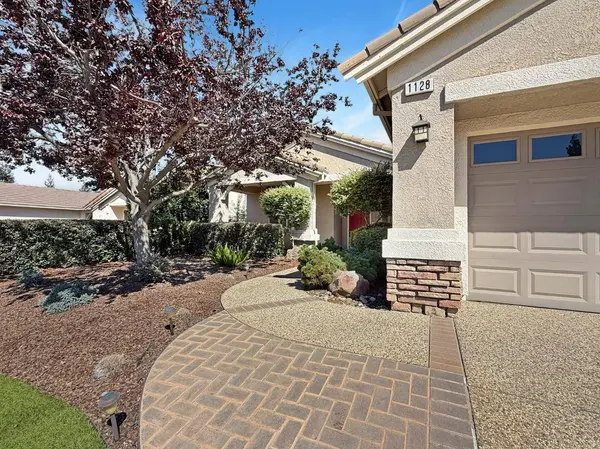 1128 Picket Fence LN, Lincoln, CA 95648