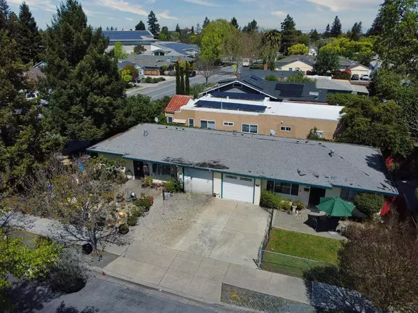 1105 Sanchez WAY, Redwood City, CA 94061