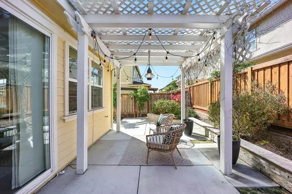 33528 Mustang ST, Fremont, CA 94555