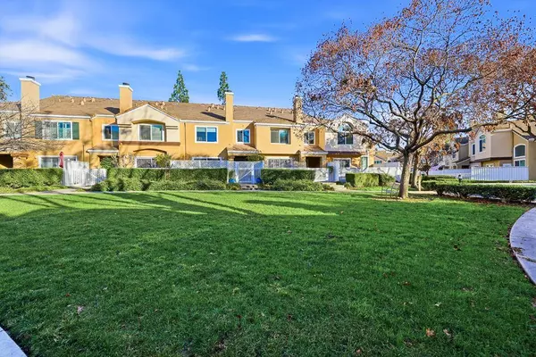 6957 Rodling DR F, San Jose, CA 95138